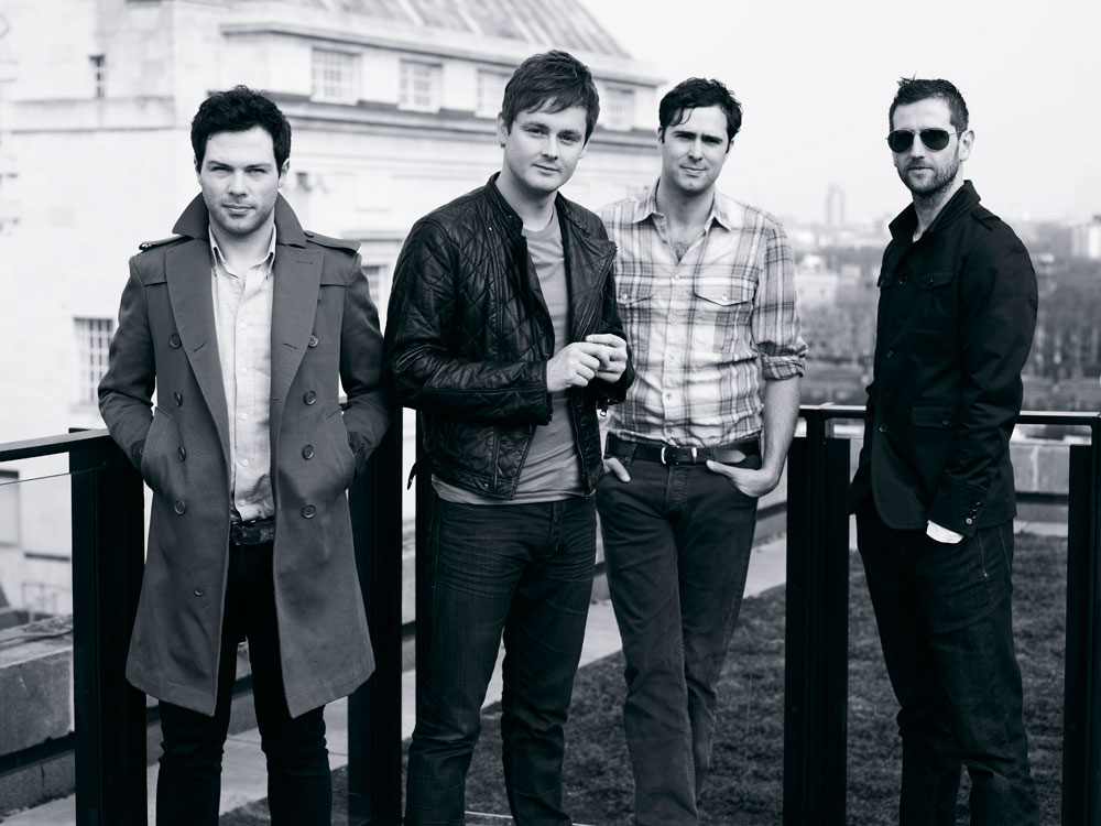 “Keane” хамтлаг анхны хит дуунуудаасаа түүвэрлэсэн цомог гаргана